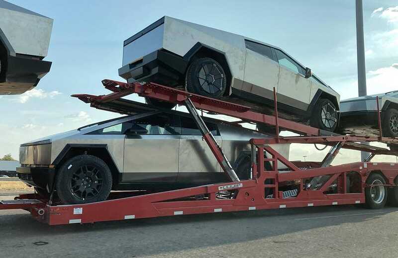 Таможенники в Литве задержали два Cybertruck