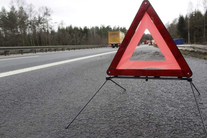 Два человека погибли в ДТП с автобусом, фурой и шестью легковушками в Москве