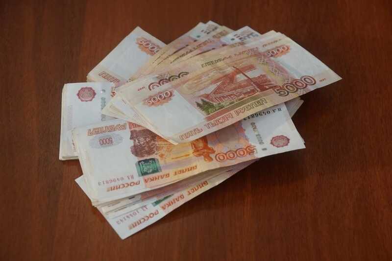 В Санкт-Петербурге аферисты выманили у пенсионерок более 18 миллионов рублей