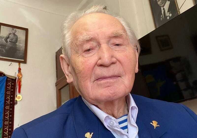 Ветерану не дали выпить воды на Параде Победы в Томске