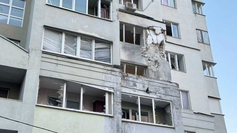 Восемь человек пострадали при ночной атаке на Белгород