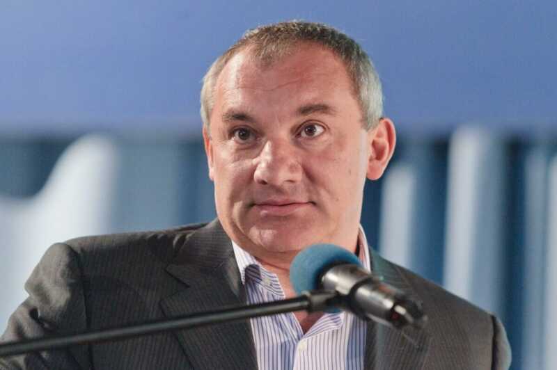 Фоменко подался на заработки в Латвию, хотя и в Москве не бедствует