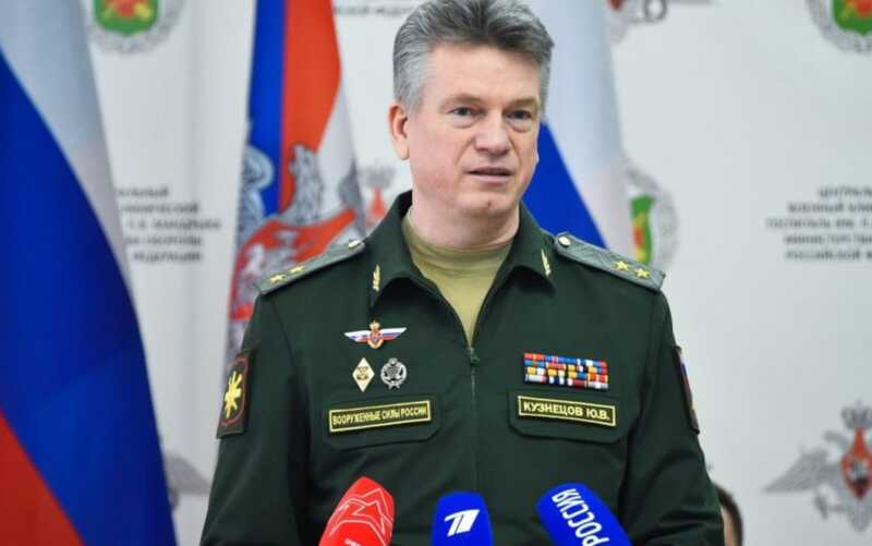 Начальника Главного управления кадров Минобороны РФ Юрия Кузнецова подозревают в получении взятки