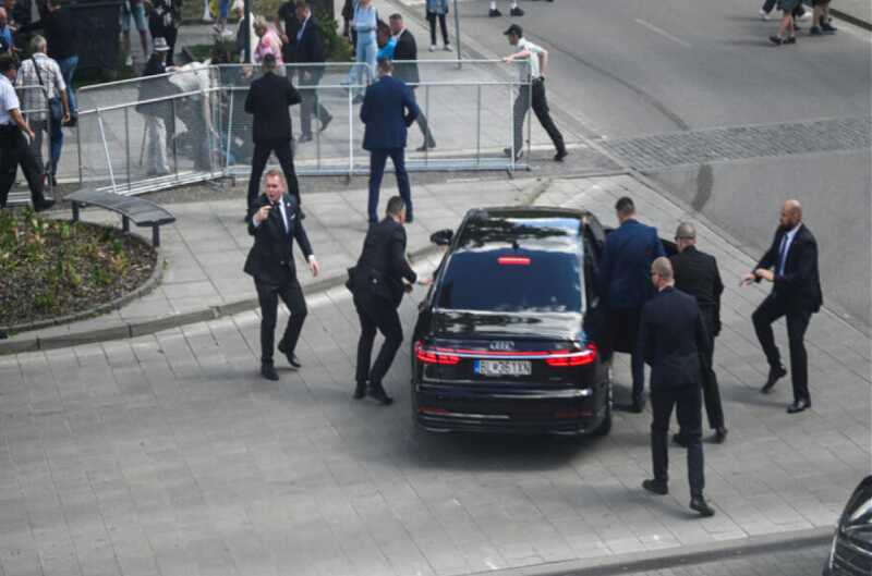 Появилось видео нападения на премьера Словакии