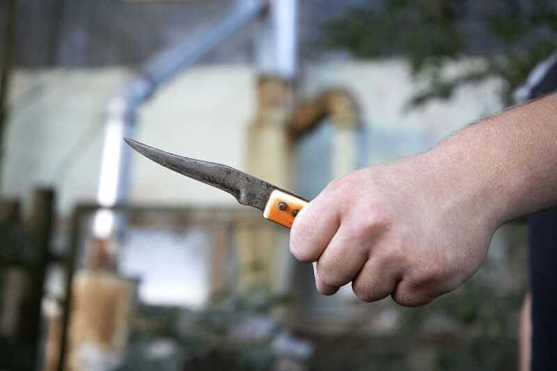 В швейцарском Цофингене неизвестный с ножом напал на прохожих