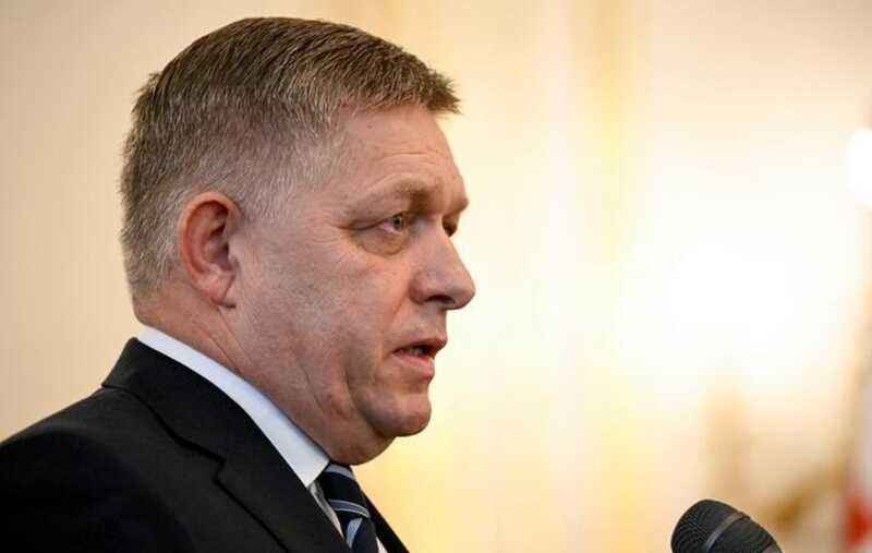 Министр обороны Словакии о состоянии Фицо: "Тяжелое и выздоровление непростое"