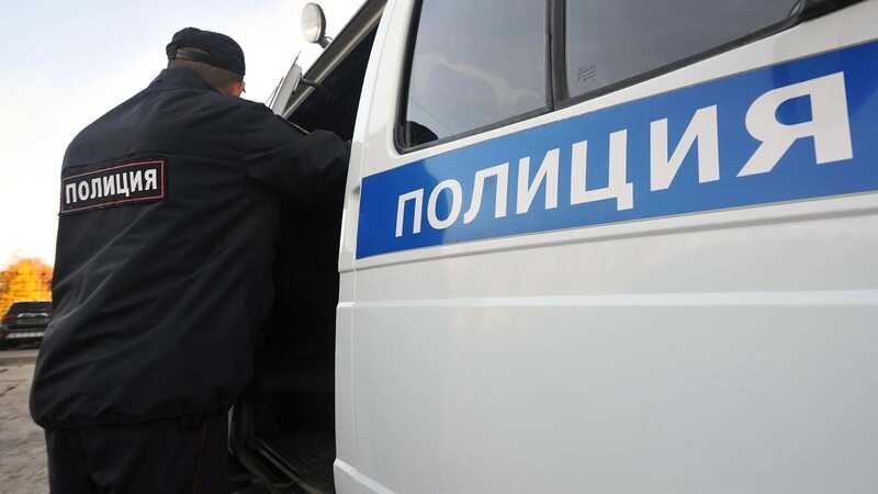 В Волгограде мужчина пытался убить шестиклассницу в подъезде