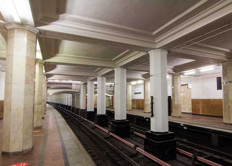 В московском метро неизвестные атаковали пассажиров, распылив газ