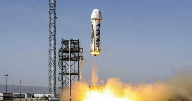 Blue Origin запустила первую ракету с космическими туристами после двухлетнего перерыва