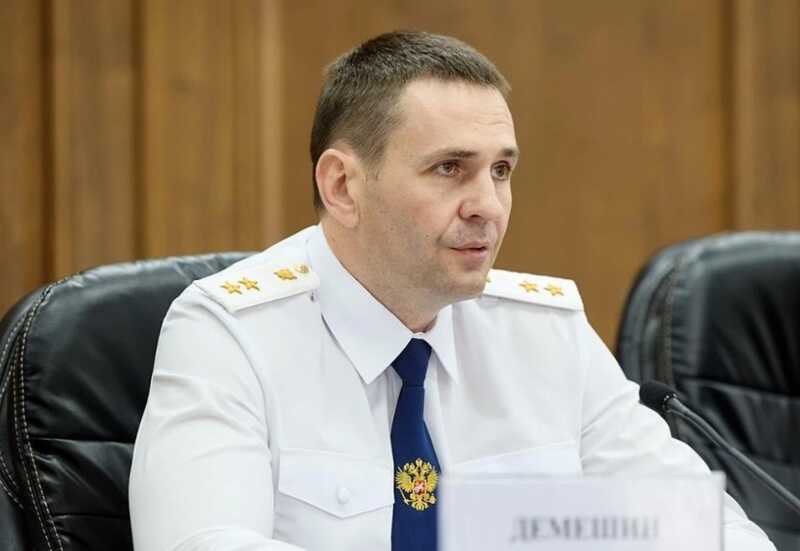 Как выглядит подлинное лицо заместителя губернатора Дмитрия Демешина