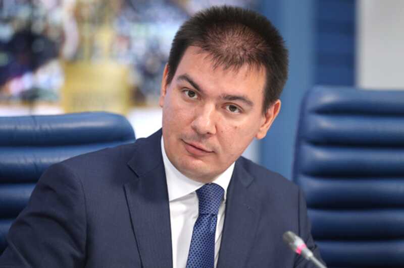 Профессиональный откатчик Ильнар Мирсияпов вместо тюрьмы получил высокую должность в Счетной палате РФ