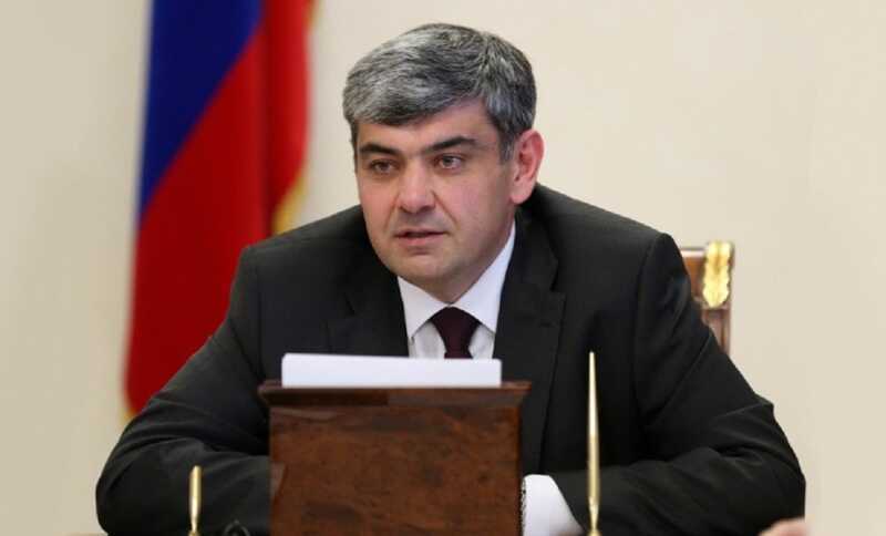 Казбек Коков и "детские" деньги