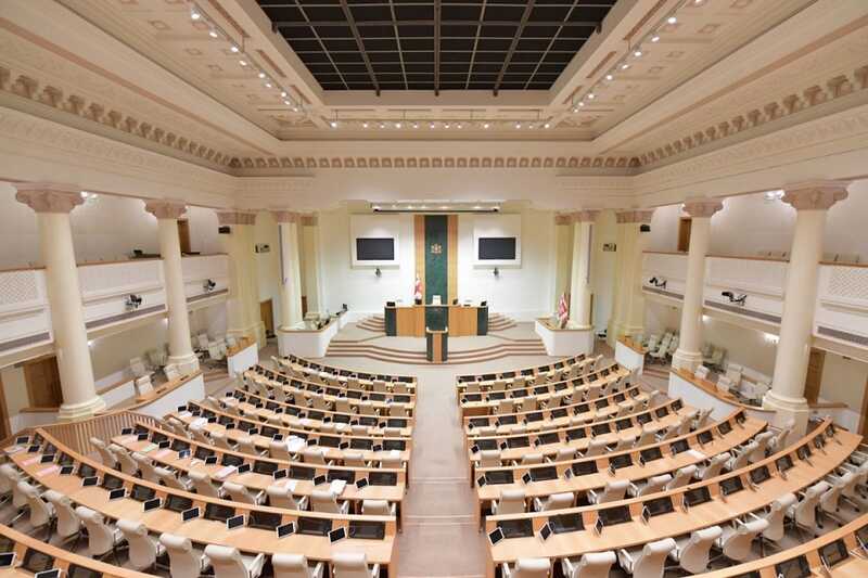 Грузинский парламент готов противостоять вето президента Зурабишвили