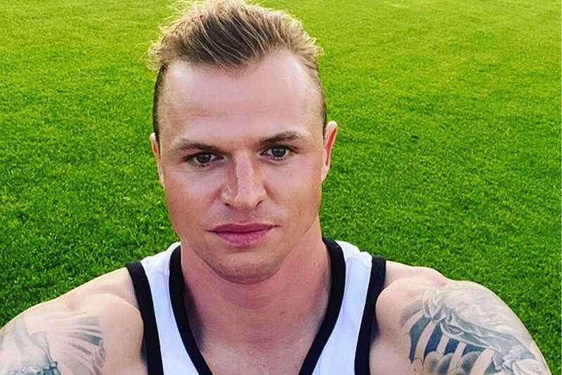 Дмитрий Тарасов показал свои водительские навыки на Кутузовском проспекте