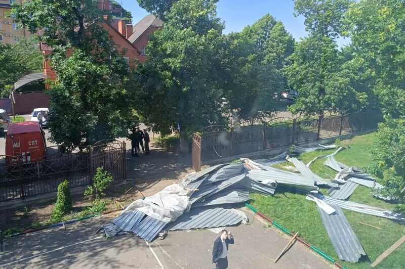 В Краснодаре завели уголовное дело из-за сорвавшейся крыши, покалечившей детей