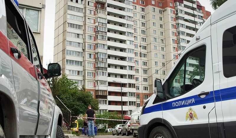 В Сети появились кадры конфликта стрелявшего в полицейских мужчины в букмекерской конторе