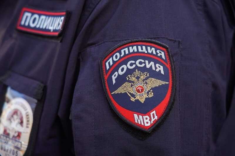 Двухлетняя девочка исчезла с детской площадки в Ярославле