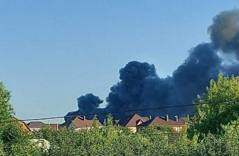 В Белгородской области горит военная техника