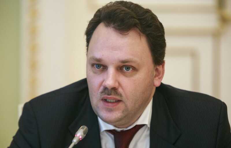 Депутат Госдумы предложил обязать работодателей повышать зарплаты до рыночного уровня