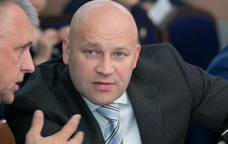 Александр Тарасов: яблоки от яблони далеко упали