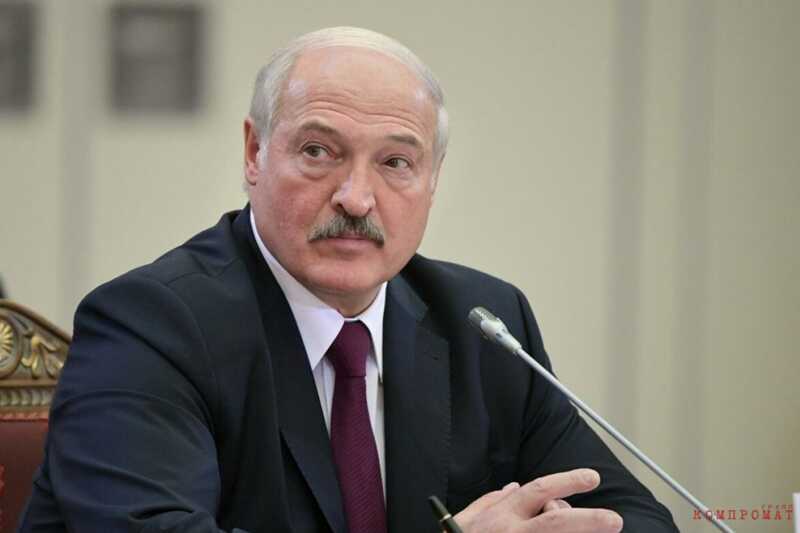 Лукашенко похвастался своими навыками в рубке дров, вызывая сомнения в их реальном объеме