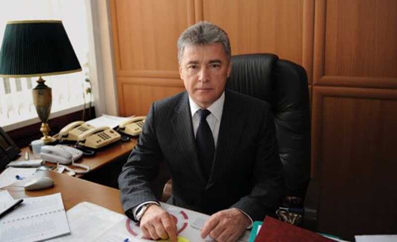 Анатолий Бондар приклеился к креслу главы Второго кассационного суда