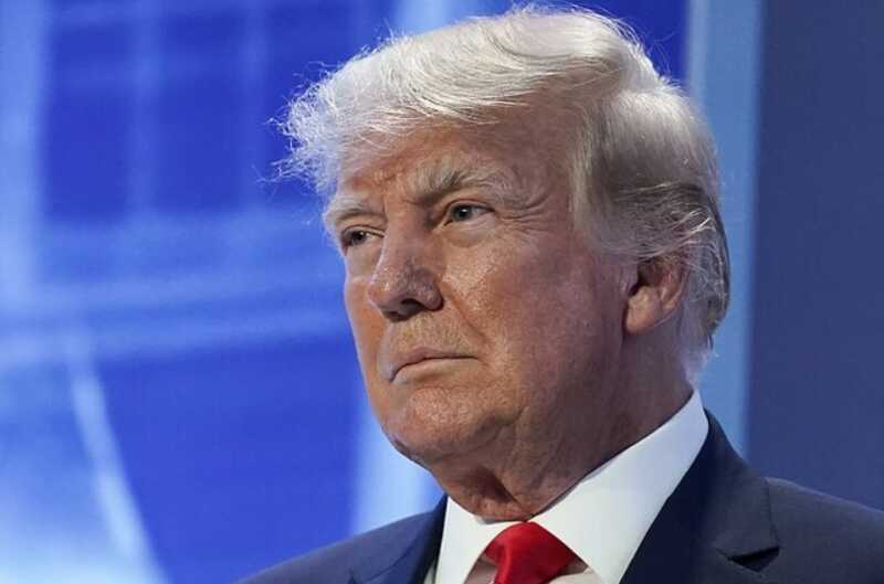 Адвокат Трампа утверждает, что обвинения сфальсифицированы по политическим мотивам