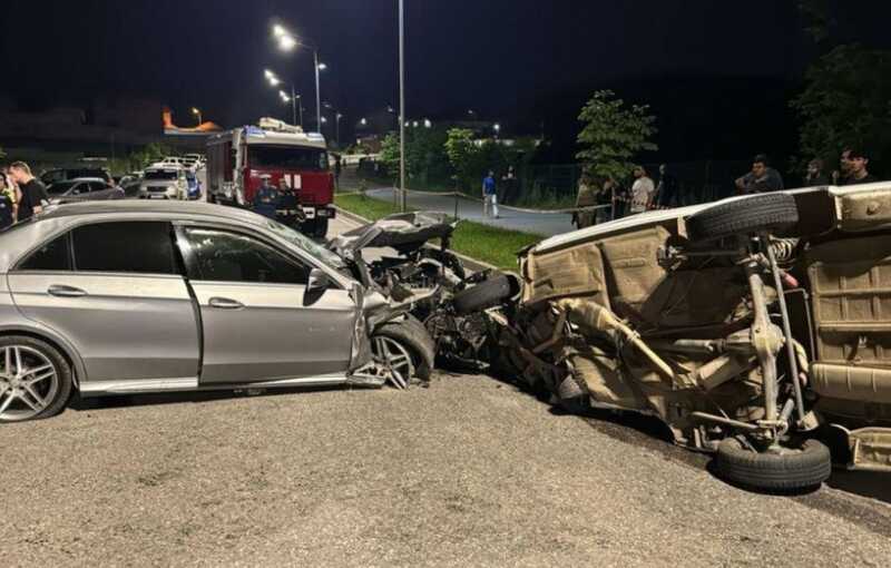 В Нальчике иномарка насмерть сбила двоих детей и мужчину