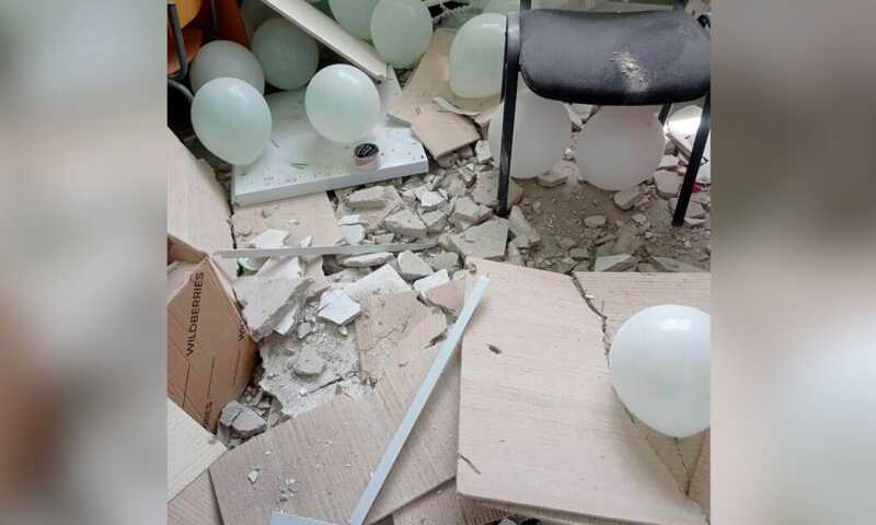 В Усть-Лабинском детском саду потолок обвалился на головы сотрудников