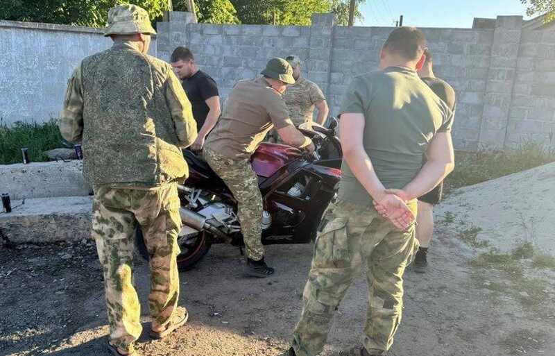 В Белгороде военные прикинулись покупателями мотоцикла