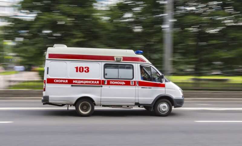 В Петербурге женщина не уступила дорогу скорой помощи: погиб ребенок