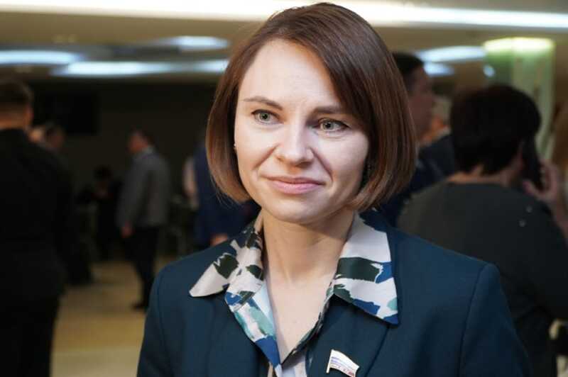 Поступило предложение из Госдумы: отправлять школьников валить лес на летние каникулы