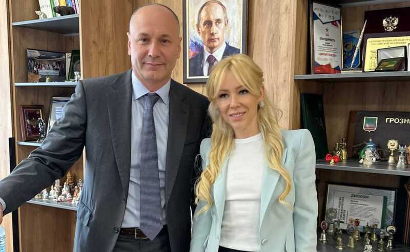 Мизулина провела рабочую встречу с главой Рособрнадзора