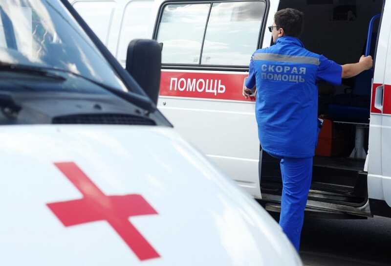 В Москве женщину травмировала обрушившаяся облицовка балкона