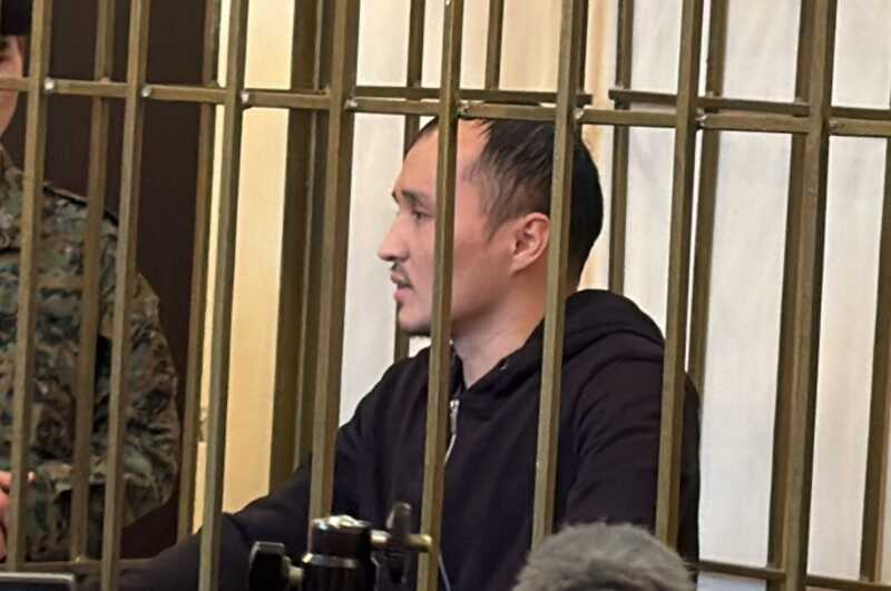 Кыргызстанский суд продлил арест для четырех журналистов