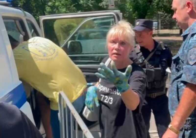 В Ростове-на-Дону полиция задержала жителей, пытавшихся забрать вещи из обрушившегося дома