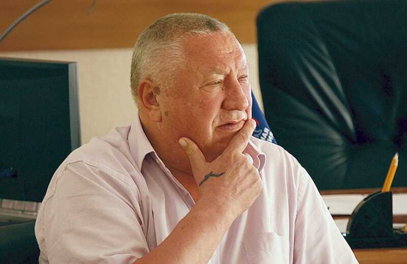 «Аксакал» Синяговский на горе из денег и мусора?