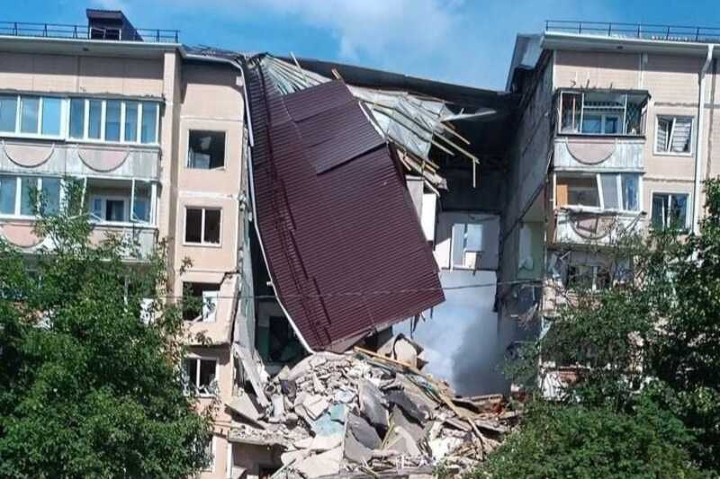 В Белгородской области в разрушенной многоэтажке найдены два тела, продолжается поиск пропавших