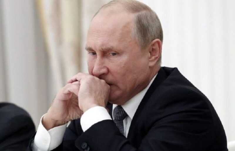 Путин испугался рукопожатия и парализовал движение в Якутске