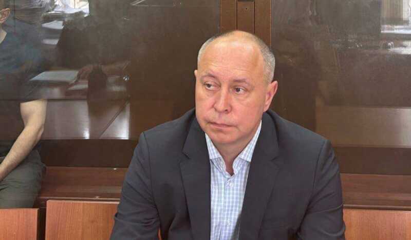 Фигуранту дела о взятках в Минобороны Александру Фомину продлили арест