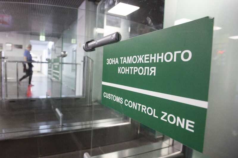 В аэропорту Домодедово задержали гражданку Вьетнама с радиоактивным багажом