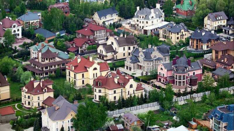 Генпрокуратура требует изъять земли у российских миллиардеров в Барвихе из-за незаконной сделки