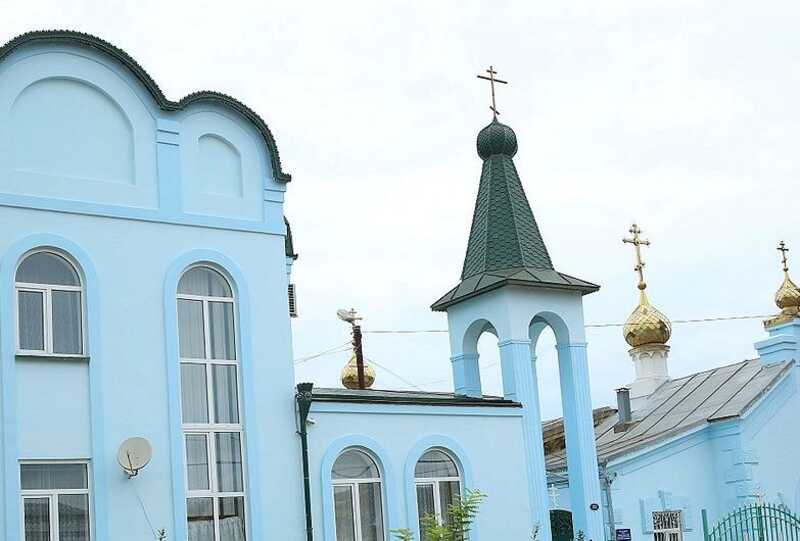 Дербент прощается с отцом Николаем, убитым террористами
