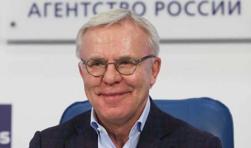 Фетисов предложил россиянам забить на футбол