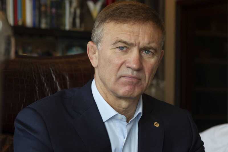 Сенатор от Курской области Александр Брыксин попал в секс-скандал