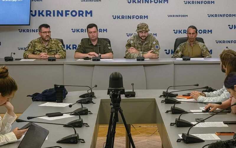 Российский ракетный корабль «Серпухов» подожжен изнутри перебежчиком-матросом