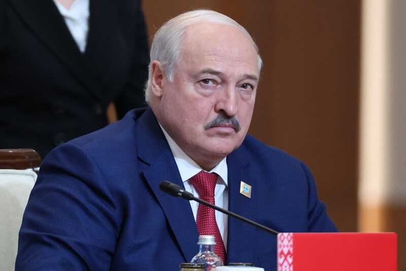 Лукашенко стало плохо на саммите ШОС в Астане