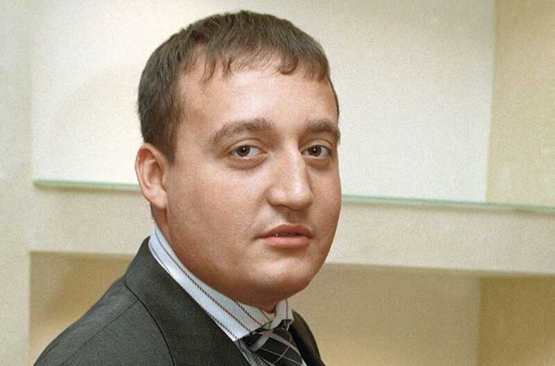 Под крылом Текслера: миллиардер Вайнштейн знатно наэкономил на рабочих?