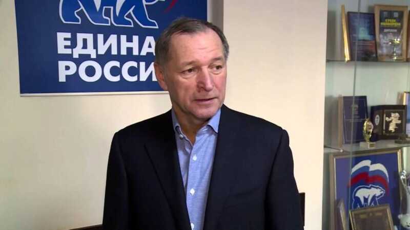 Нужно больше золота: Струков в долговой яме
