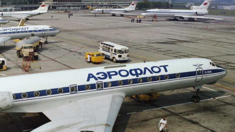 «Аэрофлоту» не хватает стюардесс